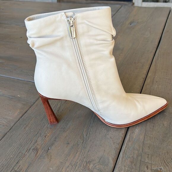 VINCE CAMUTO PRESINDAL BOOTIE US 8.5 - Picture 5 of 8